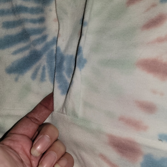 Tie Dye T-shirt - Picture 4 of 4